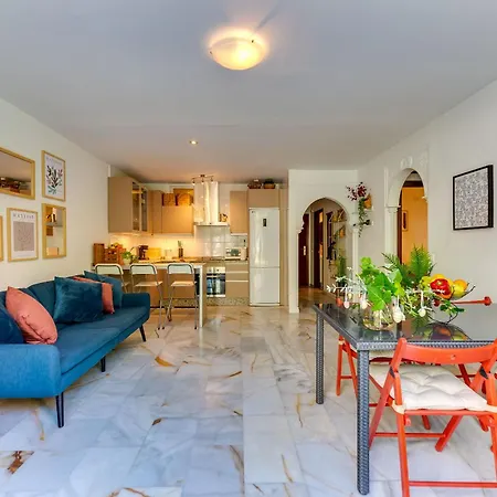 Paradiso Apartment *